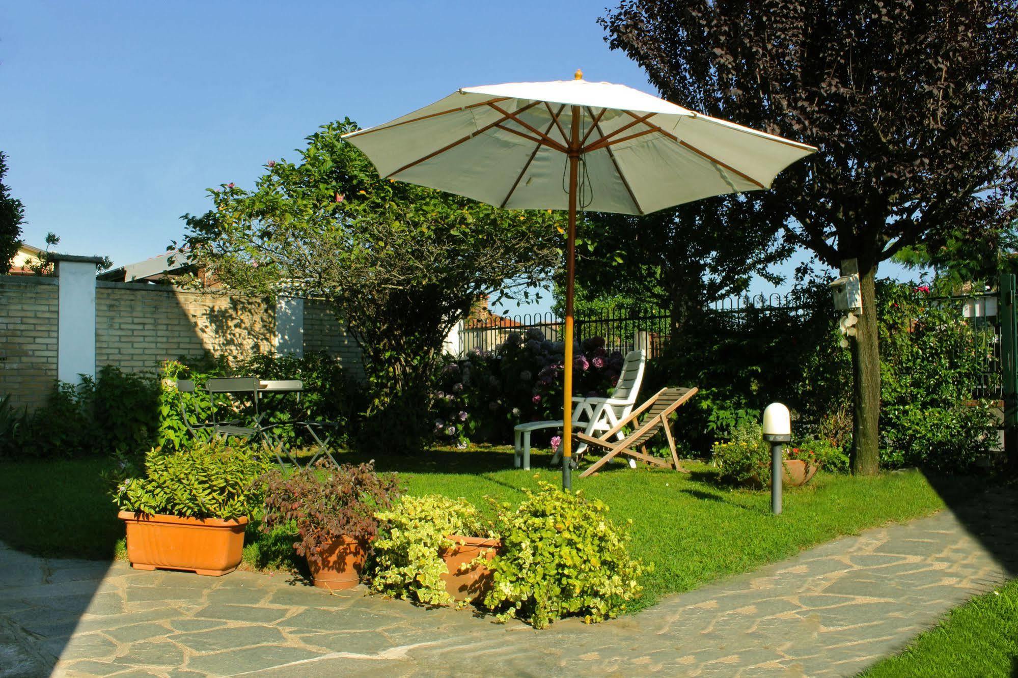 B&B Ca' Nobil Bernate Ticino Εξωτερικό φωτογραφία